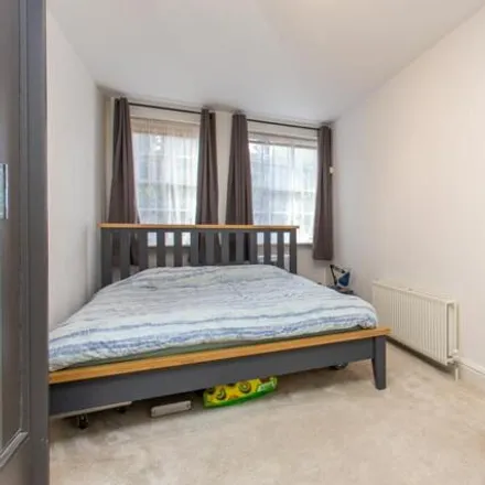 Image 5 - Stanmore Court, Canterbury, CT1 3DS, United Kingdom - Apartment for sale