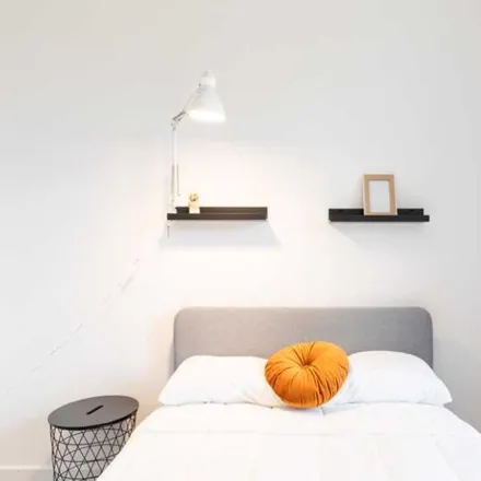 Rent this 3 bed room on Via Lorenteggio 72 in 20146 Milan MI, Italy
