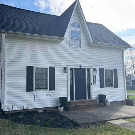 Buy this 3 bed house on 355 West Main Street in Mechanicsburg, Champaign County