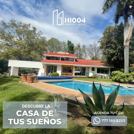 Buy this 15 bed house on Camino Real in Fraccionamiento Limoneros, 62220 Cuernavaca