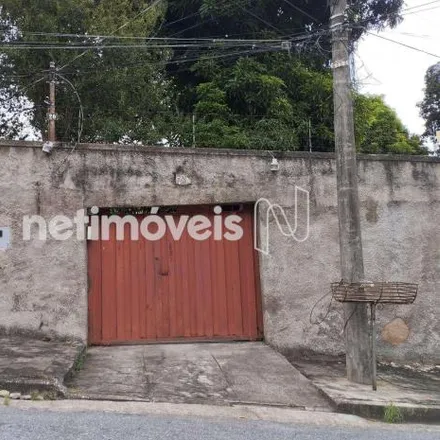 Buy this 2 bed house on Avenida Ivaí in Dom Bosco, Belo Horizonte - MG