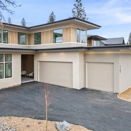 Buy this 4 bed house on Norwest Celilo Lane in Bend, OR 97703