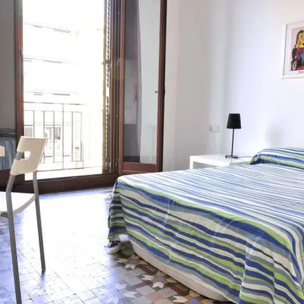 Rent this 4 bed apartment on Carrer de Girona in 88, 08009 Barcelona