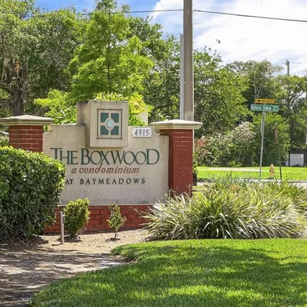 Buy this 2 bed condo on 4915 Baymeadows Rd Apt 6g in Jacksonville, Florida