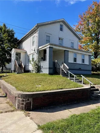 Rent this 2 bed house on 1099 Boone Street in Akron, OH 44306