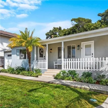 Buy this 4 bed house on 121 Avenida Algodon in San Clemente, CA 92672