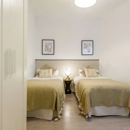 Image 6 - Paseo de Santa María de la Cabeza, 42, 28045 Madrid, Spain - Apartment for rent
