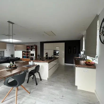 Rent this 3 bed apartment on Einderstraat 15B in 6461 EM Kerkrade, Netherlands