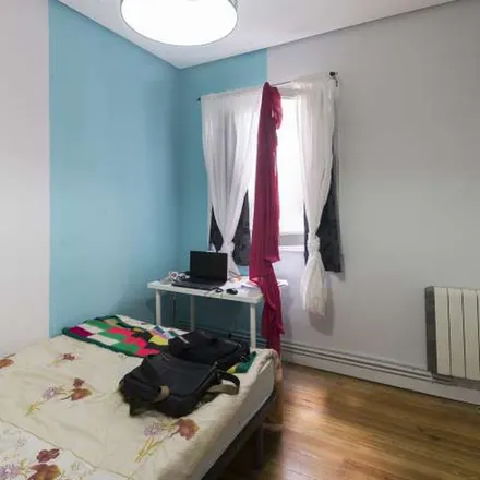 Rent this 8 bed apartment on Madrid in Calle de Sagasta, 20