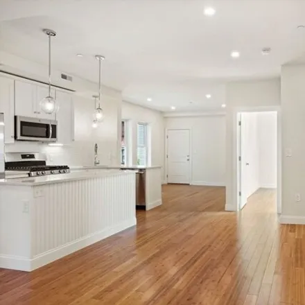 Image 3 - 137 Thornton Street, Boston, MA 02119, USA - Apartment for rent