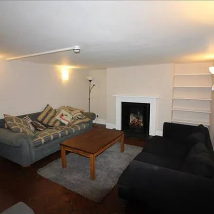 Image 4 - 30 Henstead Road, Bedford Place, Southampton, SO15 2DD, United Kingdom - Townhouse for rent
