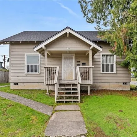 Buy this studio house on 324 West Cherry Street in Centralia, WA 98531