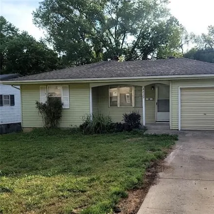 Buy this 3 bed house on 4829 North Wallace Avenue in Kansas City, MO 64119