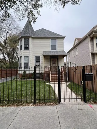 Image 2 - 5854 South Indiana Avenue, Chicago, IL 60621, USA - House for sale