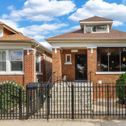 Image 1 - 6423 South Troy Street, Chicago, IL 60629, USA - House for sale