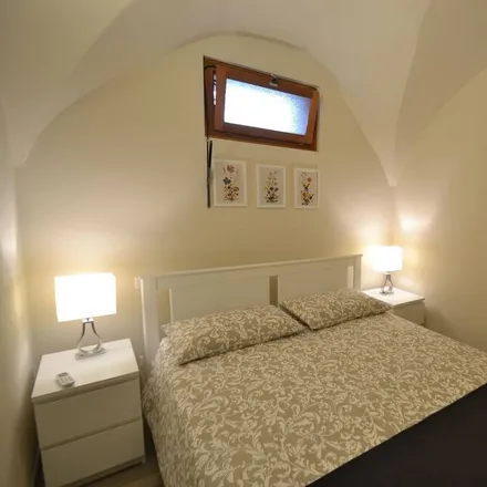 Rent this 1 bed house on Ventimiglia in Piazza Cesare Battisti, 18039 Ventimiglia IM