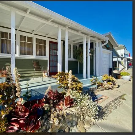 Image 1 - 111 Glendale Avenue, Silver Strand, Ventura County, CA 93035, USA - House for sale