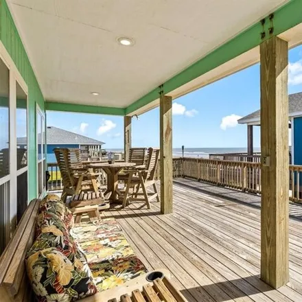 Image 3 - 943 James Road, Galveston County, TX 77617, USA - House for sale