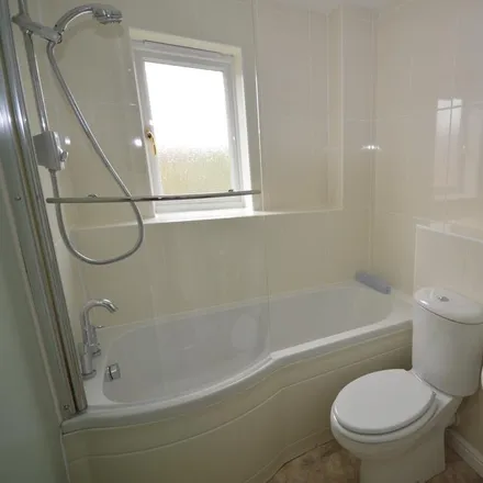 Image 7 - Morecambe Close, Stevenage, SG1 2AZ, United Kingdom - House for rent