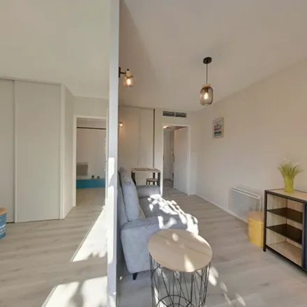 Rent this 1 bed apartment on 34 ter Rue de l'Industrie in 64320 Idron, France