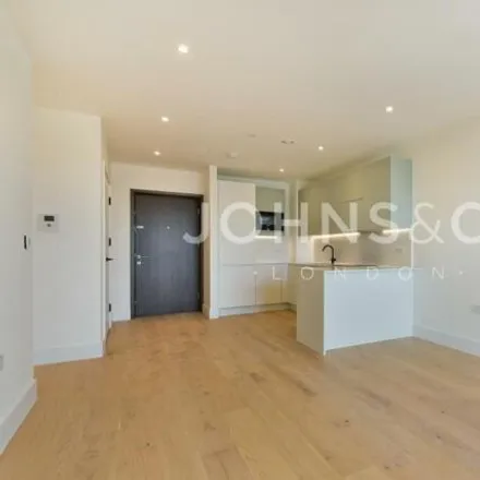 Image 3 - unnamed road, Strand-on-the-Green, London, TW8 0YL, United Kingdom - Room for rent