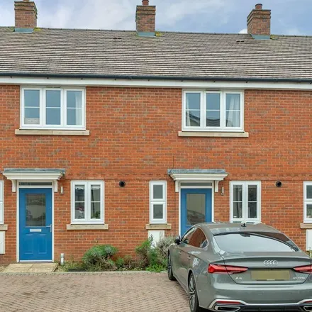 Rent this 2 bed townhouse on Thame Road in Haddenham, HP17 8EH