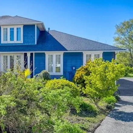 Buy this 3 bed house on 1559 Ocean View Lane in Point Roberts, Whatcom County