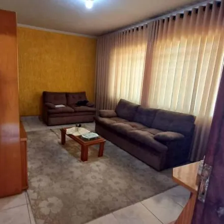 Buy this 2 bed house on Rua Marconi in Conceição, Diadema - SP
