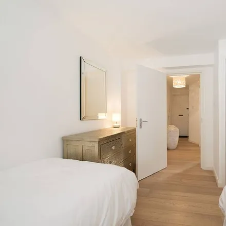 Image 9 - Martina London, 176b Westbourne Grove, London, W11 2RJ, United Kingdom - Apartment for rent