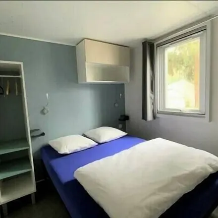 Rent this 2 bed house on 60340 Saint-Leu-d'Esserent