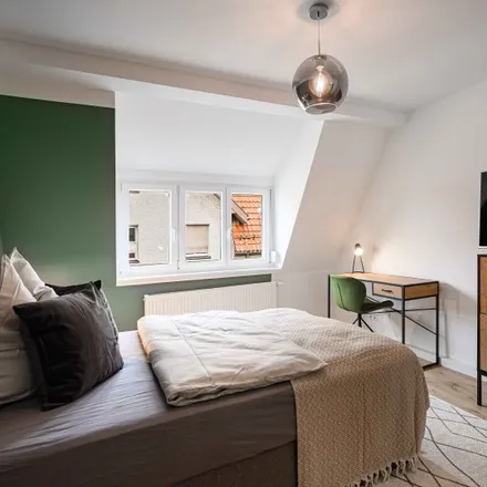 Rent this 4 bed room on Stubaier Straße 4 in 70327 Stuttgart, Germany