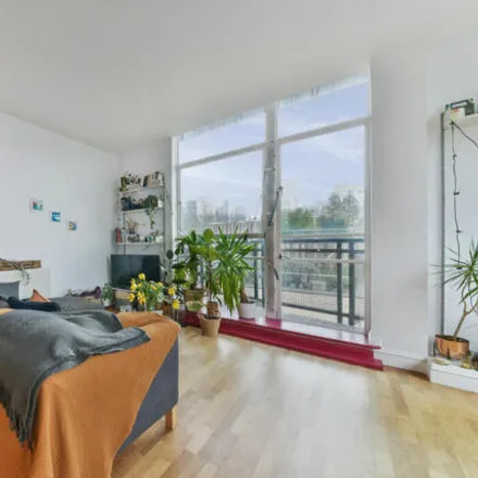Buy this 1 bed apartment on Cycleways in Bunhill Row, London