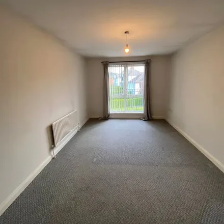 Image 7 - Richhill Crescent, Belfast, BT5 6GE, United Kingdom - Apartment for rent