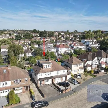 Image 2 - Lechmere Avenue, Grange Hill, Chigwell, IG7 5EZ, United Kingdom - Duplex for sale