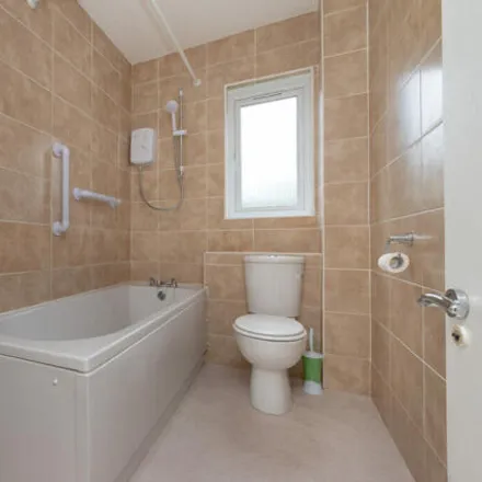 Image 7 - 15 Allanfield, City of Edinburgh, EH7 5HG, United Kingdom - Apartment for sale