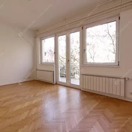 Rent this 4 bed apartment on Vöröstorony lépcső in Budapest, Törökvész út