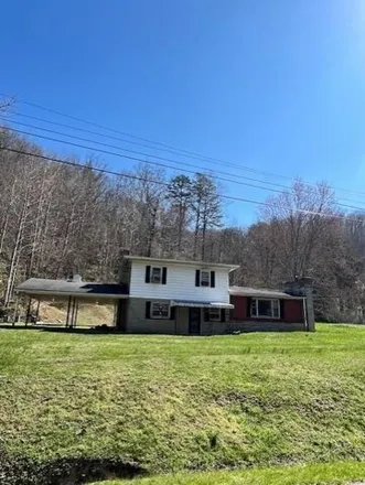 Buy this 3 bed house on KY 1100 in Floyd County, KY 41216