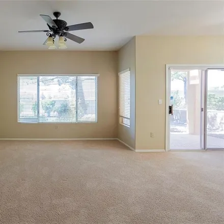 Image 3 - 10307 Sawmill Avenue, Las Vegas, NV 89134, USA - Townhouse for sale