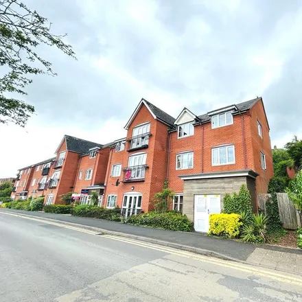 Rent this 2 bed apartment on River House in Common Road, Evesham