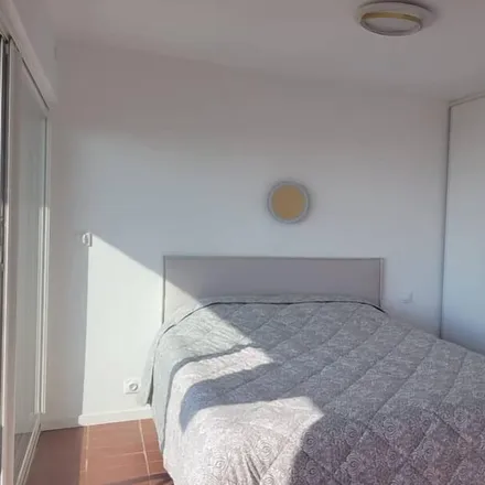Rent this 2 bed apartment on Port-la-Nouvelle in Avenue Jean Moulin, 11210 Port-la-Nouvelle