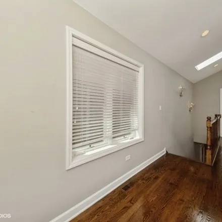 Image 7 - 3251 South Normal Avenue, Chicago, IL 60609, USA - House for sale