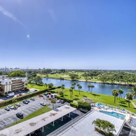 Image 4 - Optimus Barbell Club, Golfview Road, North Palm Beach, FL 33408, USA - Condo for sale