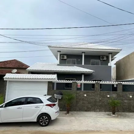 Buy this 4 bed house on unnamed road in Araruama - RJ, 28979-165