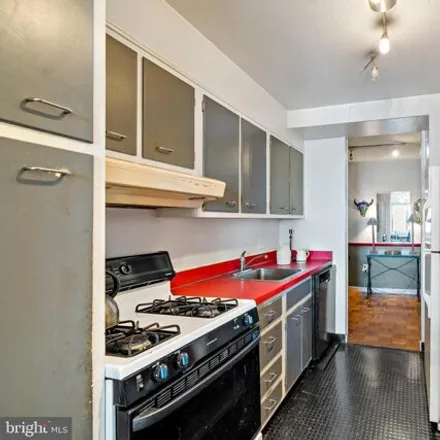 Image 9 - Hopkinson House, 604 South Washington Square, Philadelphia, PA 19106, USA - Condo for sale