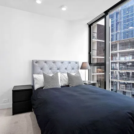 Image 3 - 33 Mackenzie Street, Melbourne VIC 3000, Australia - Apartment for rent