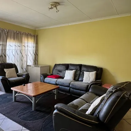 Image 9 - unnamed road, Johannesburg Ward 100, Randburg, 2188, South Africa - Townhouse for rent