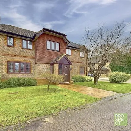 Image 1 - Briarwood Drive, Finchampstead, RG40 4XA, United Kingdom - House for sale