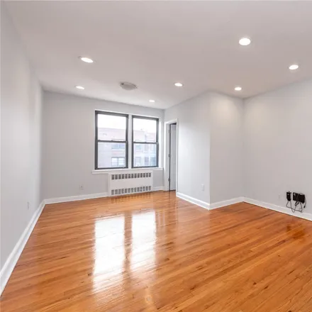 Image 6 - 105-07 66th Road, New York, NY 11375, USA - Condo for sale