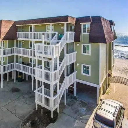 Buy this 2 bed condo on 2199 Surfrider Court in Kure Beach, NC 28449