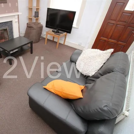Rent this 4 bed house on Brudenell Primary School in Welton Place, Leeds